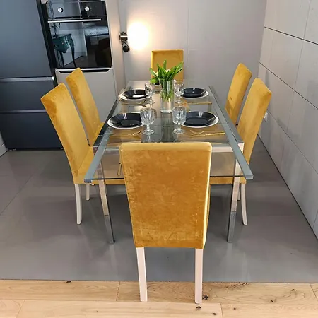 Apartment Bliska Wola Towers 2 Bedrooms Warsaw