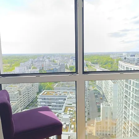 Bliska Wola Towers 2 Bedrooms Apartament