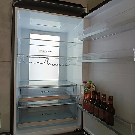 Bliska Wola Towers 2 Bedrooms * Varšava