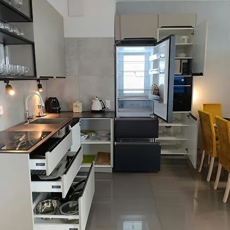 Apartment Bliska Wola Towers 2 Bedrooms