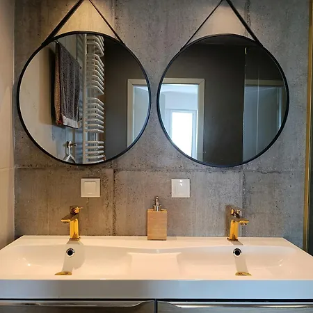 Bliska Wola Towers 2 Bedrooms *