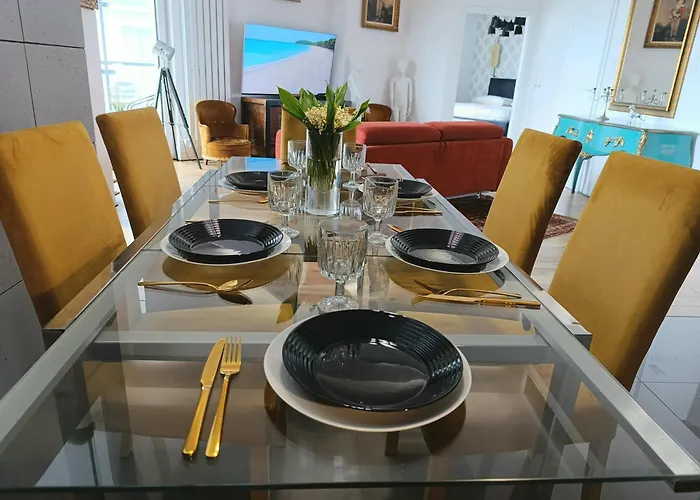 Bliska Wola Towers 2 Bedrooms * وارسو