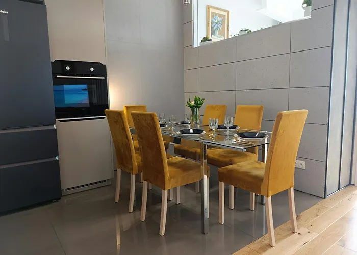 Bliska Wola Towers 2 Bedrooms وارسو