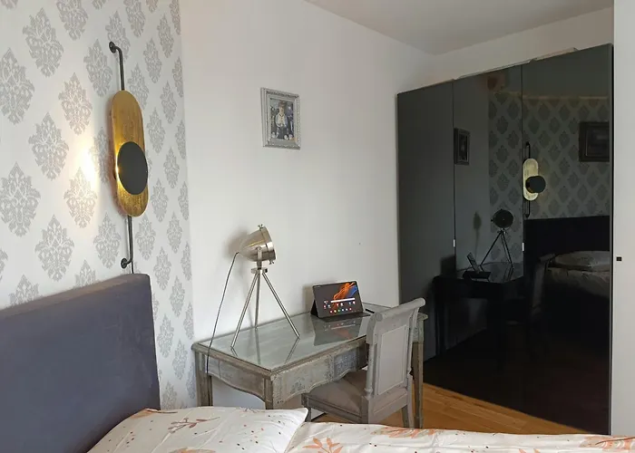 Bliska Wola Towers 2 Bedrooms * وارسو