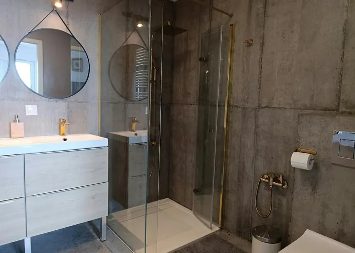 شقة Bliska Wola Towers 2 Bedrooms *