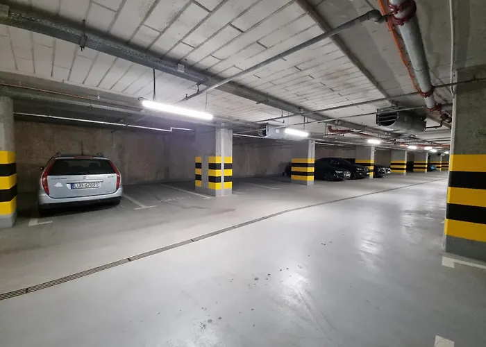 Bliska Wola Towers 2 Bedrooms وارسو