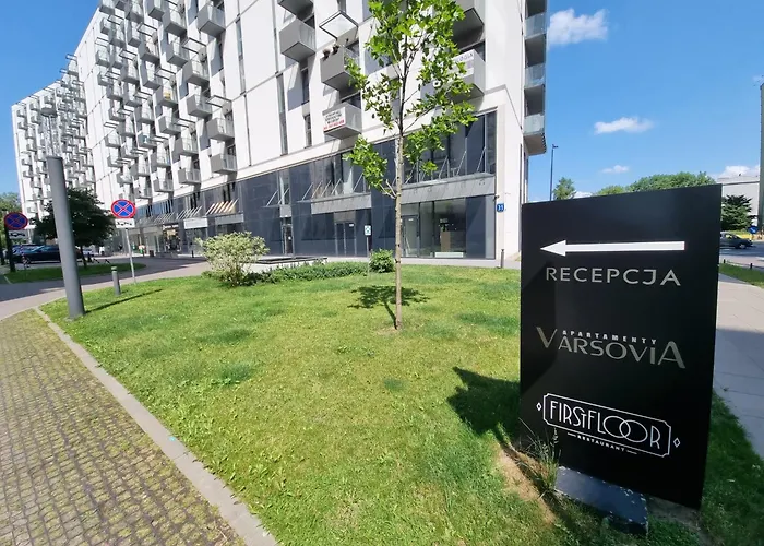 Bliska Wola Towers 2 Bedrooms *