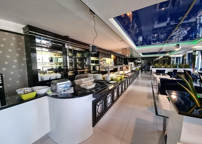 Bliska Wola Towers 2 Bedrooms شقة